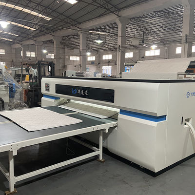 Máy cắt viền công nghiệp ZOLYTECH tốc độ cao vi tính hóa không thoi làm việc cho mền và chăn bông đường may 3-12mm