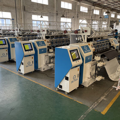 Máy may nệm Máy khâu vi tính tốc độ cao cho chăn và nệm 500-1100 vòng / phút