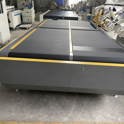 ZOLYTECH ZLT-TE5A Máy dán mép nệm tốc độ cao tự động lật mép cho nệm